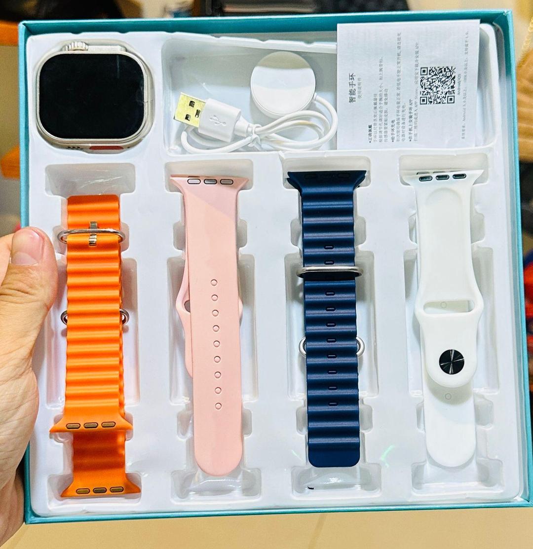 4 + 1 Smart Watch Water Resistant